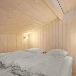Elvin - 2km From The Sea By Interhome