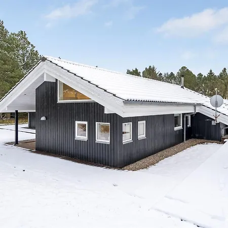 Holiday home Elvin - 2km From The Sea By Interhome