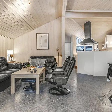 Holiday home Elvin - 2km From The Sea By Interhome Aalbaek