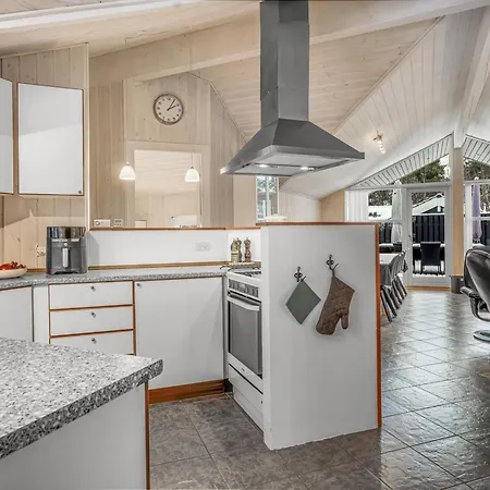 Semesterbostad Elvin - 2km From The Sea By Interhome *