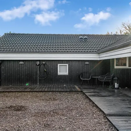 Elvin - 2km From The Sea By Interhome Holiday home Aalbaek